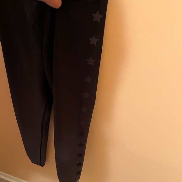 LAST CHANCE | Cor by Ultracor Ombre Star Leggings in Black - Picture 5 of 11